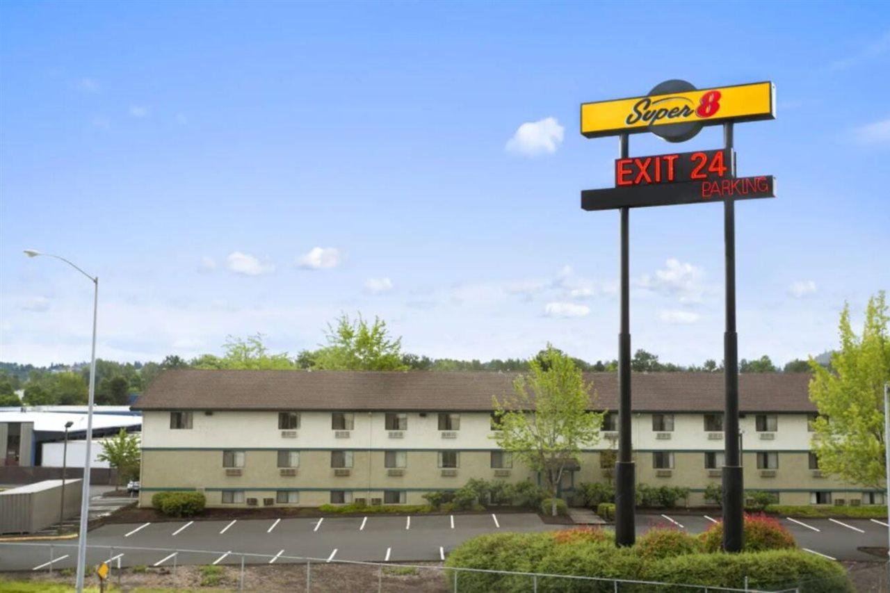 Super 8 By Wyndham Portland Airport Otel Dış mekan fotoğraf