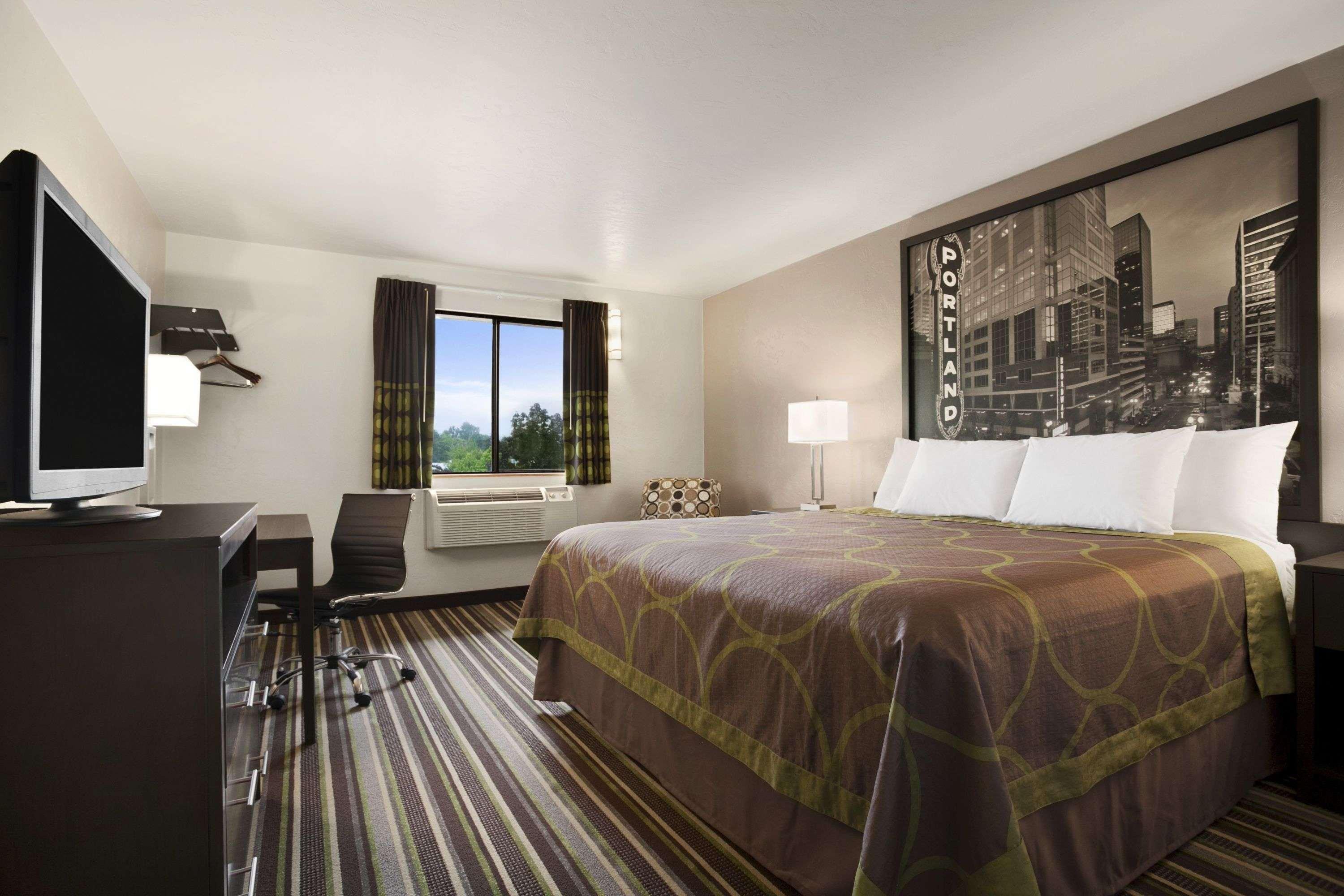Super 8 By Wyndham Portland Airport Otel Dış mekan fotoğraf